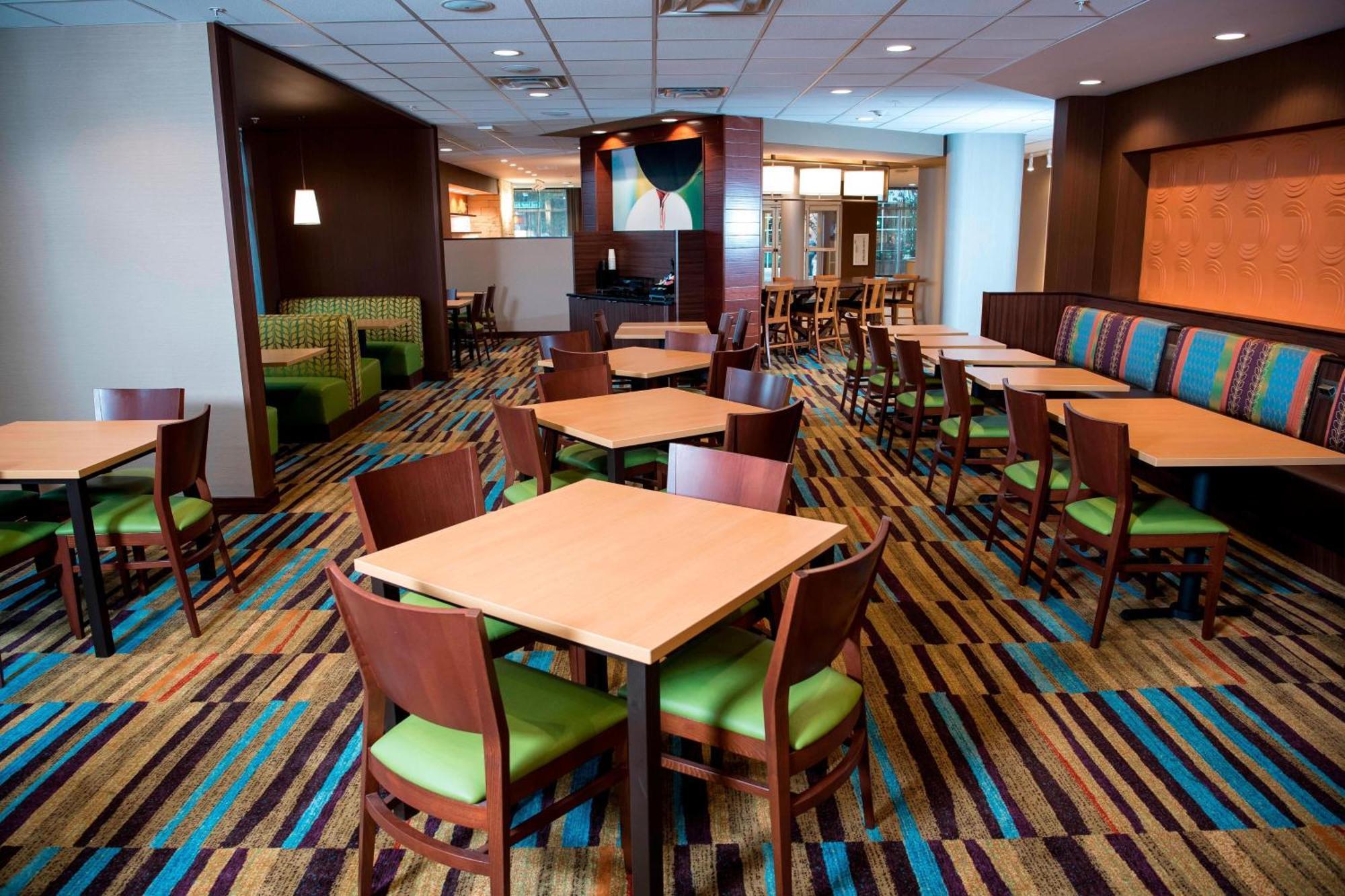 Fairfield Inn & Suites By Marriott Cincinnati Uptown/University Area Экстерьер фото