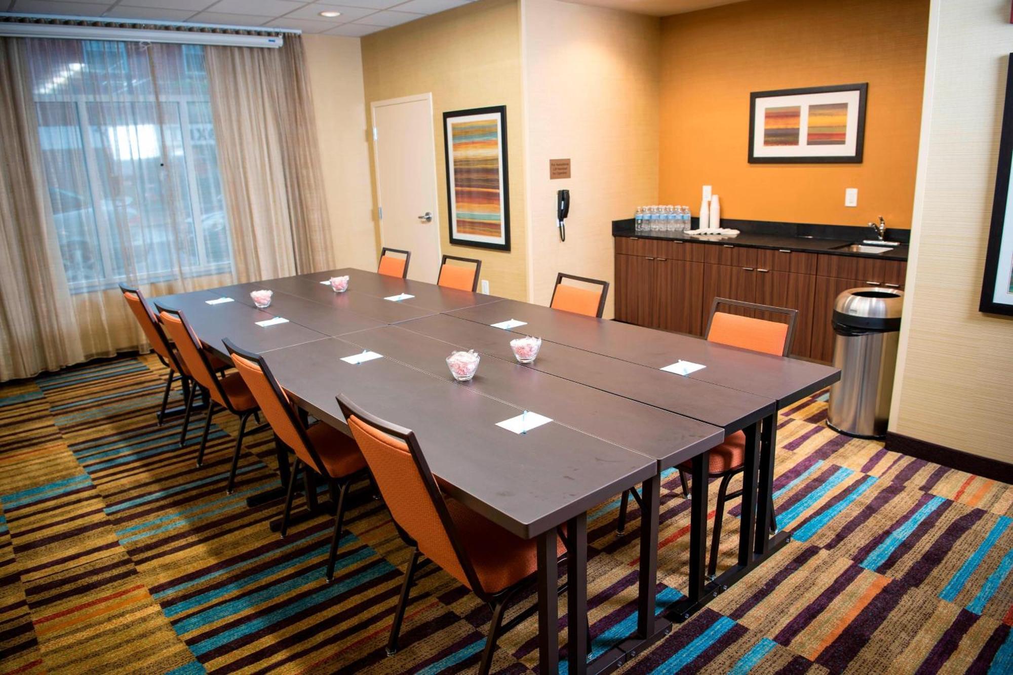 Fairfield Inn & Suites By Marriott Cincinnati Uptown/University Area Экстерьер фото