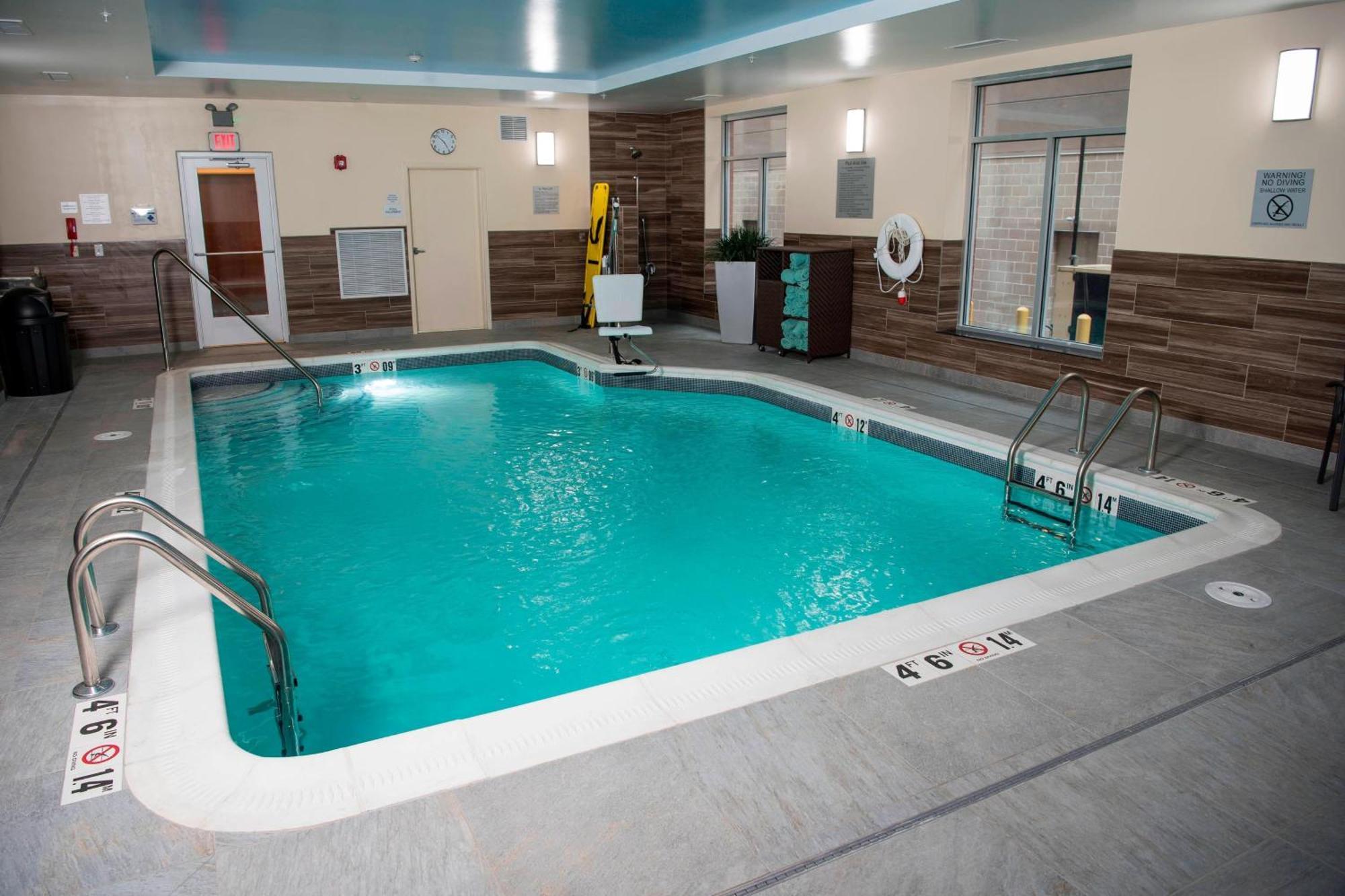 Fairfield Inn & Suites By Marriott Cincinnati Uptown/University Area Экстерьер фото