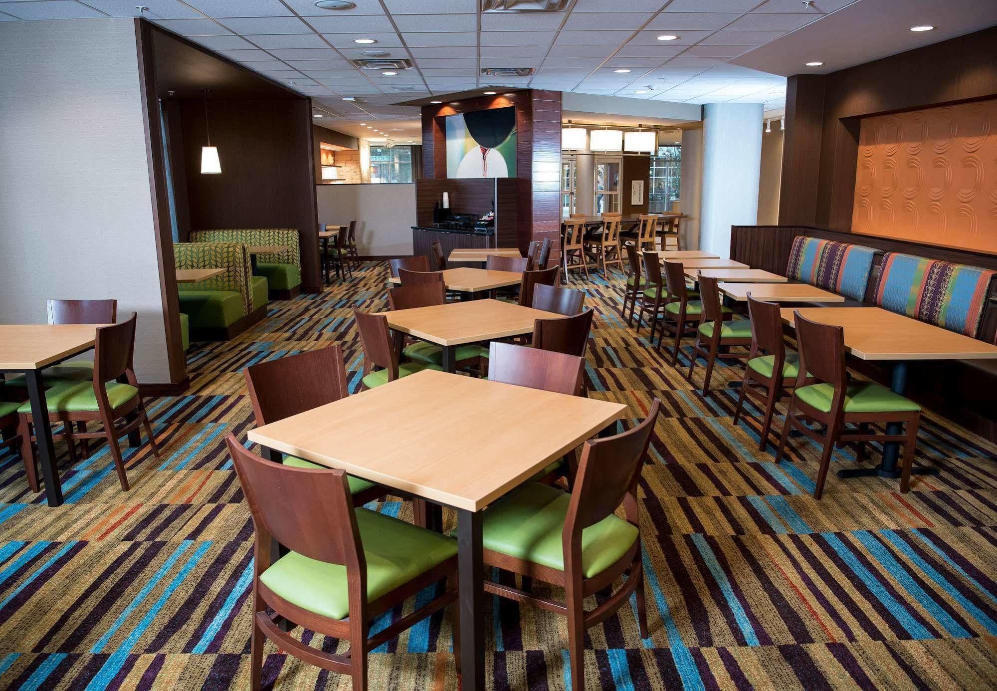 Fairfield Inn & Suites By Marriott Cincinnati Uptown/University Area Экстерьер фото